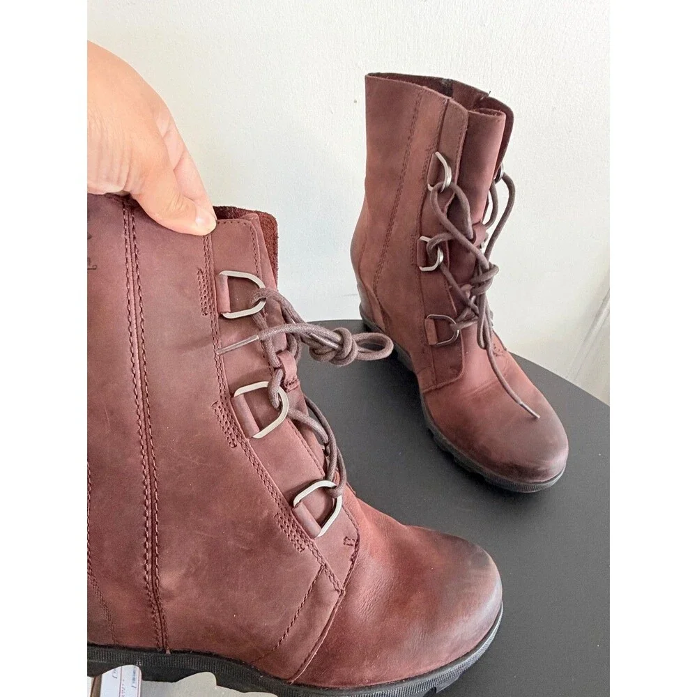 Sorel Joan of Arctic Wedge II Boots Women’s 9.5 Brown Leather NL3018-010 Lace Up